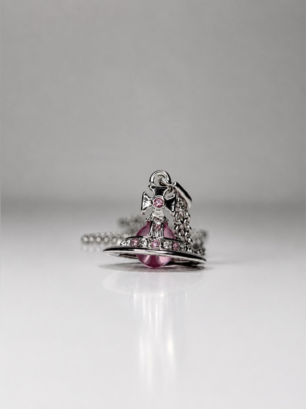 Vivienne Westwood New Tiny Orb Women’s Pendant Necklace Pink Silver-Tone - Picture 4 of 6